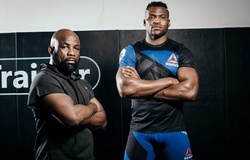 Francis Ngannou bị phàn nàn vì thờ ơ với công lao của thầy cũ