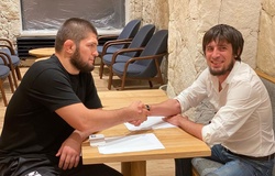 Khabib Nurmagomedov kí hợp đồng với CLB bóng đá nhà nghề Nga