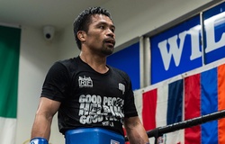 Errol Spence Jr rút lui, Manny Pacquiao lỡ cơ hội lập kì tích? 