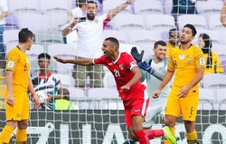 Nỗi thống khổ của HLV Australia trước chuyến làm khách tại Mỹ Đình