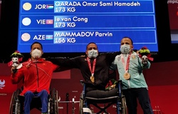 Lực sĩ Lê Văn Công giành HCB Paralympic 2020