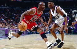 Bản hợp đồng kỷ lục 25 triệu đô la dài 8 năm của Michael Jordan
