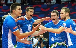 Đánh bại chủ nhà, Slovenia lọt vào chung kết bóng chuyền nam châu Âu