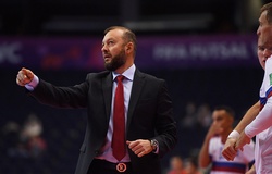 Á quân thế giới “sống trong sợ hãi” trước futsal Việt Nam