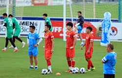 Gần ngày lên đường sang UAE, tuyển Việt Nam tăng cường khối lượng luyện tập