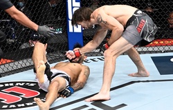 UFC 266: Cú tay sau knockout đối thủ "thẳng cẳng" từ Matthew Semelsberger