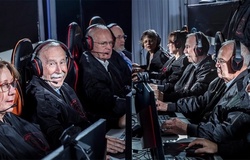 Khi những VĐV "gần đất xa trời" ngày càng đam mê ESports!