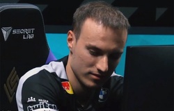 Kết quả CKTG 2021 hôm nay 7/10: Cloud9 mất ngôi đầu vào tay DFM