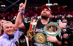 Đấm Deontay Wilder nhập viện, Tyson Fury nhấn mạnh: "Tôi là số 1 ở hạng nặng"