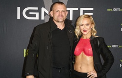 Huyền thoại UFC Chuck Liddell bị bắt do hành hung vợ: Ai mới là nạn nhân?