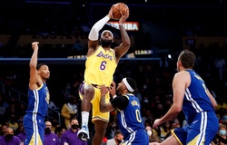 Ra sân với đội hình mạnh nhất Lakers vẫn thất bại trước GSW