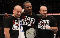 Jon Jones phủ nhận hành hung hôn thê, bị cấm cửa khỏi phòng tập JacksonWink MMA