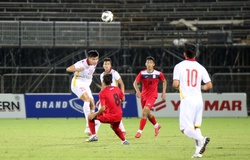 Trợ lý thầy Park thừa nhận thất bại với sơ đồ 4 hậu vệ