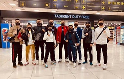 Nguyễn Thị Thu Nhi cùng các đồng đội cập bến Hàn Quốc, sẵn sàng tranh đai WBO thế giới