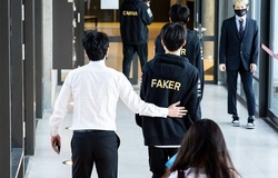T1 Faker: Tôi mong muốn những điều tốt đẹp nhất tới HLV kkOma