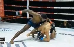Kickboxer số 1 thế giới Cedric Doumbe hủy diệt đối thủ ngày ra mắt sàn MMA