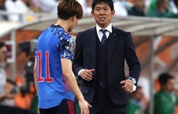 Tuyển Nhật Bản đến Việt Nam với 8 tấn hành lý, hơn 100 người