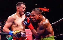 David Benavidez áp đảo Kyrone Davis: Thách thức Canelo Alvarez bảo vệ đai siêu trung 