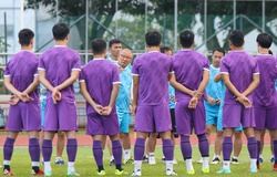 Tránh tâm lý chủ quan, ông Park bắt học trò làm… “thầy”