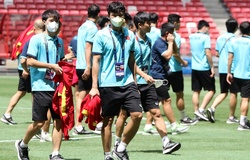 Tuyển Việt Nam thăm quan, định hình không gian sân đấu Thái Lan