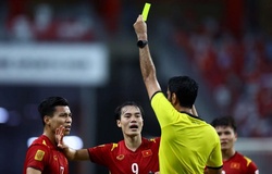 Thua tức tưởi Thái Lan, VFF yêu cầu “chỉnh” trọng tài, đưa VAR vào AFF Cup