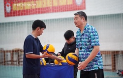 HLV Li Huan Ning tái xuất cùng mục tiêu giành Vàng SEA Games 31 cùng ĐT bóng chuyền Việt Nam