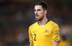 Hậu vệ Australia trút hết “gan ruột” khi vắng HLV trưởng ở trận gặp Việt Nam