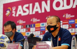 Thắng Trung Quốc, HLV Park nói: “Không thể đòi hỏi Việt Nam thắng liên tục”
