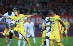 Bị ngắt mạch thắng, Hải Phòng vẫn lên đỉnh V.League 2022