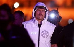Oleksandr Usyk rời Ukraine, trận đấu với Anthony Joshua diễn ra trong tháng 6 tại Ả-Rập