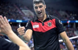 Huyền thoại bóng chuyền Ý dẫn dắt nhà vô địch Olympic Tokyo 2021