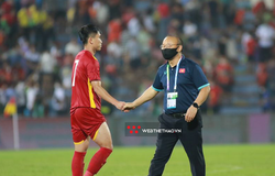 Hai thái cực cảm xúc của U23 Việt Nam và U23 Philppines sau màn "thủy chiến" ở Việt Trì