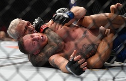 UFC 274: Charles Oliveira kết liễu Justin Gaethje trong 1 hiệp, ngôi vị mạnh nhất không hề suy chuyển