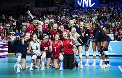 Đánh bại Brazil, bóng chuyền Mỹ vươn lên dẫn đầu VNL 2022