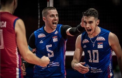 Phát bóng sấm sét, sao trẻ giúp bóng chuyền nam Serbia ra quân thắng lợi tại VNL 2022