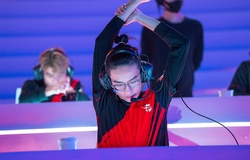 Tiễn T1 về nước, Team Flash thắng tiến vào Top 8 ICONS Tốc Chiến 2022