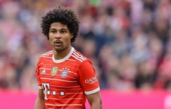 Cựu tiền đạo Arsenal sẽ thay thế Ronaldo tại MU?