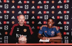 Malacia tiết lộ tầm ảnh hưởng của Robin van Persie khi tới MU