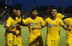 10 cầu thủ SLNA hạ TP. HCM, áp sát ngôi đầu bảng của Hải Phòng