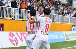 Công Phượng lập siêu phẩm, HAGL thắng trận đầu tiên ở V.League 2022