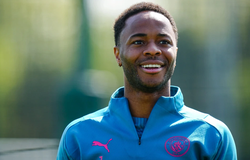 Chelsea chính thức công bố mức phí mua Sterling từ Man City