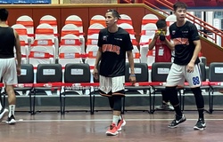 Hoàng Ca mặc áo số 5, cùng Hanoi Buffaloes chạm trán Thang Long Warriors