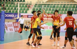 Quốc Duy tỏa sáng, Tràng An Ninh Bình bảo vệ thành công ngôi vương bóng chuyền