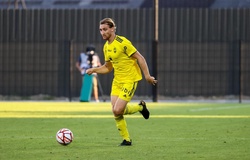 “Đối thủ” của Quang Hải ở Pau FC tìm được bến đỗ mới