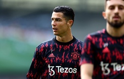 MU kiên quyết không nhượng bộ về hợp đồng của Ronaldo