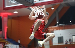 Thang Long Warriors ngắt mạch thua, níu kéo hy vọng Playoffs