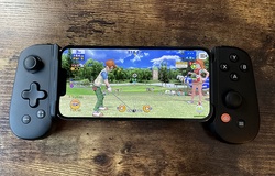 Sony ra mắt tay cầm dành riêng cho điện thoại Iphone