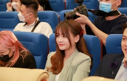 Nữ MC xinh đẹp của Liên Quân Việt Nam trở lại sau trầm cảm