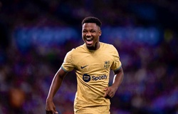 Ansu Fati nổi hơn Lewandowski trong 15 phút bùng nổ cho Barca