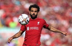 Pha bỏ lỡ kỳ lạ của Salah trong ngày Liverpool lập kỷ lục